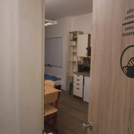 School Apartment - Your Unique Place In Prague By Metro Vysehrad Exterior photo