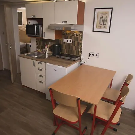 School Apartment - Your Unique Place In Prague By Metro Vysehrad Room photo